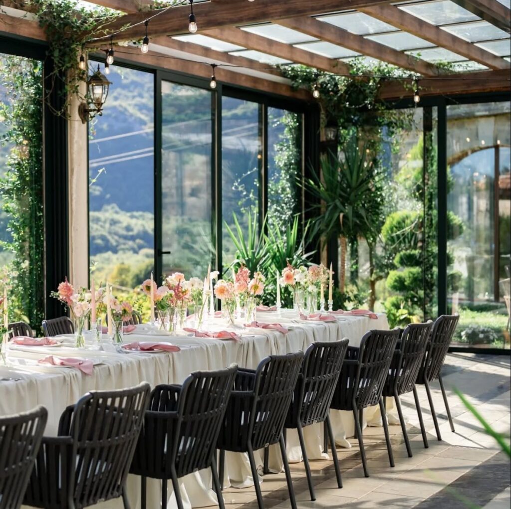 restauraunt winery montenegro